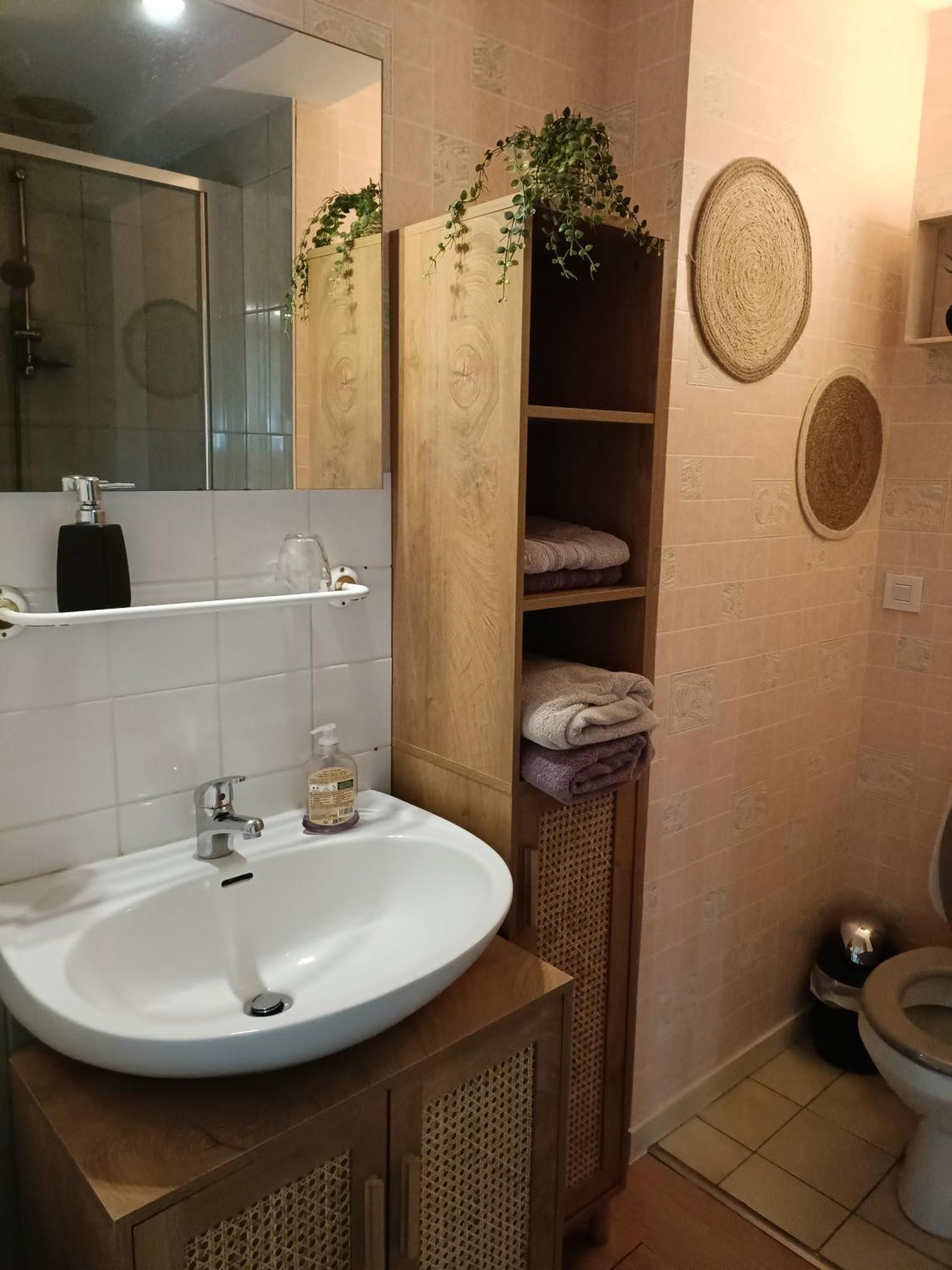 Maison D'Hotes Les Vallees Saint-Quentin-sur-le-Homme Exteriör bild